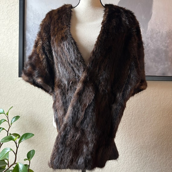 Vintage FUR Stoles I R  FOX New York Wrap Capelet - image 3