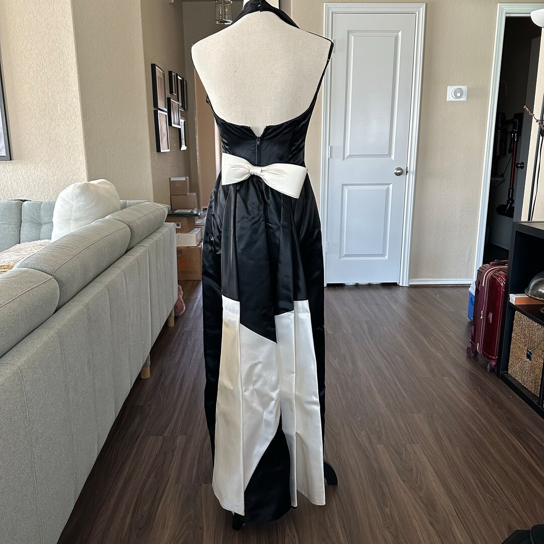 Vintage Satin Black and White Formal Dress Gown Sweetheart Halter ...