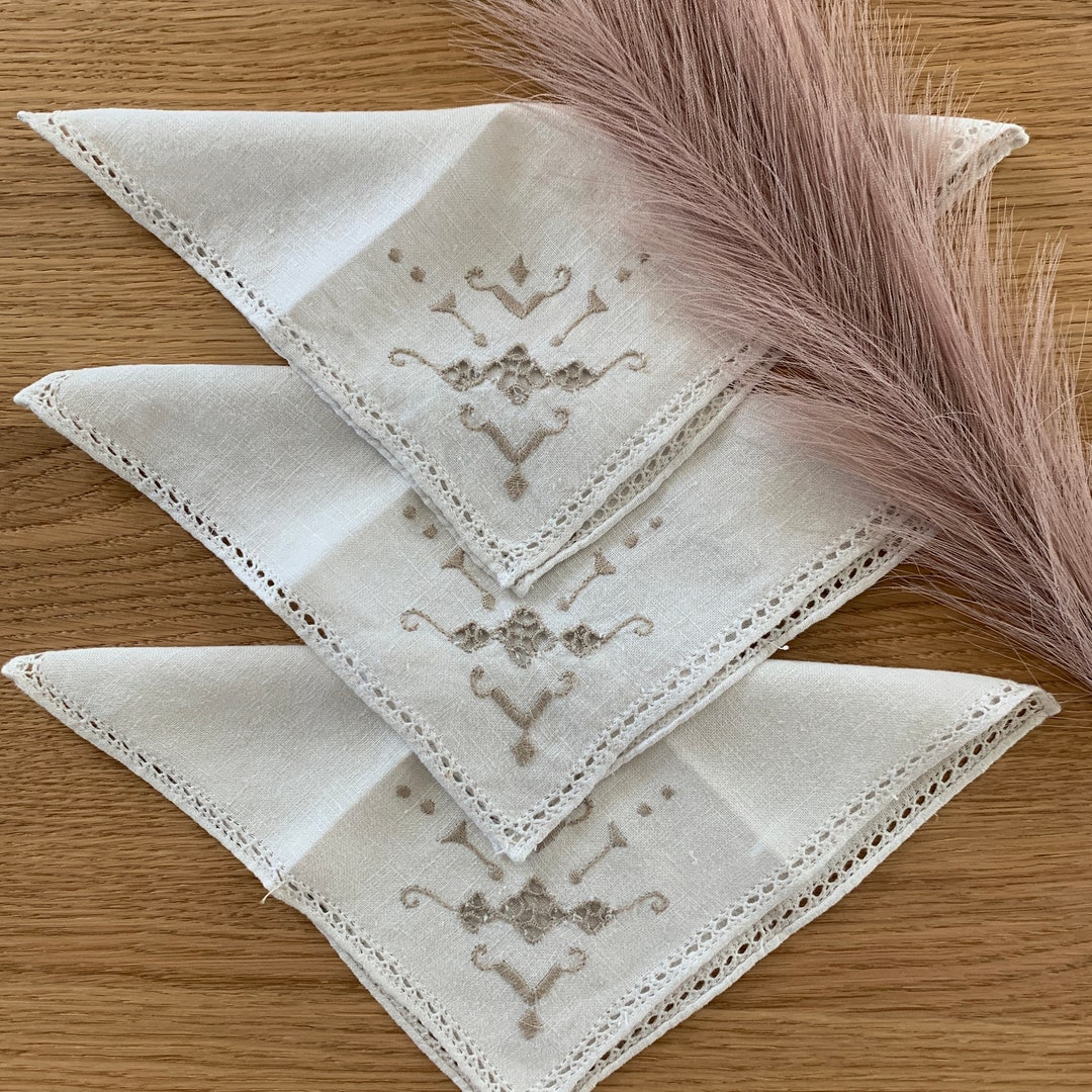 Vintage Embroidered Tea Napkins,linen Tea Napkins,small Napkins Set of
