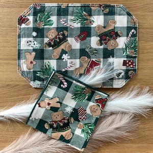Set of 4 Vintage Christmas Placemats and Napkins Green Buffalo Check Christmas Bear Design