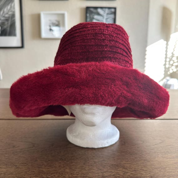Vintage 90's Liz Claiborne Bucket Hat Maroon Burgundy Fuzzy