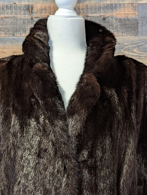 Exquisite Vintage Full Length Mahogany Mink Coat - image 1