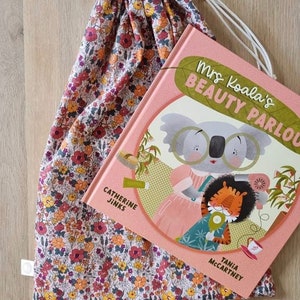 Sac de bibliothèque - Récolte de fleurs, Floral, Sac de bibliothèque pour enfants, Sac fourre-tout, Sac de livres pour enfants, Sac sur mesure, Fait main