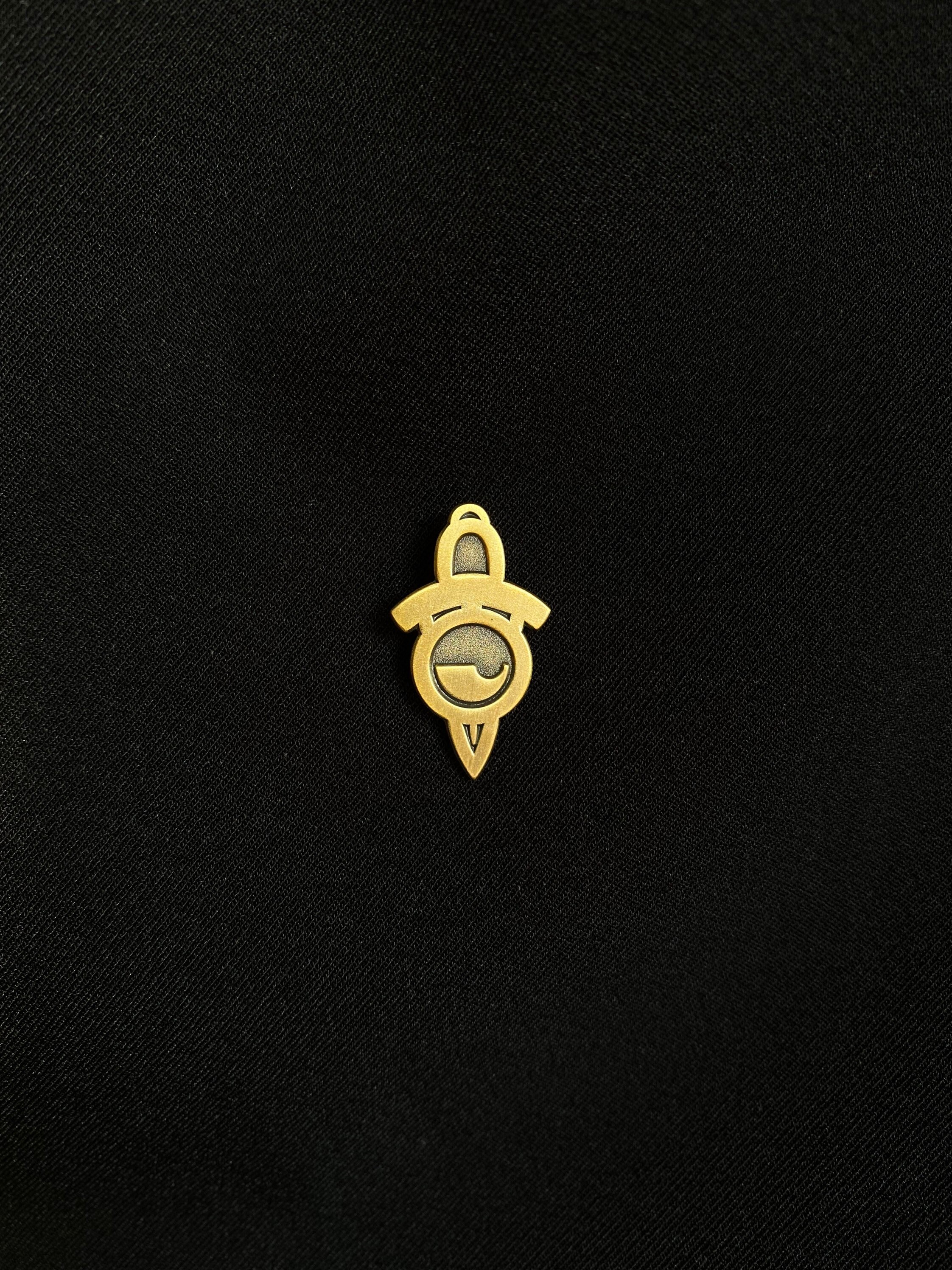 Spy x Family WISE Agent Lapel Pin | Fanmade Merch | Secret Agent Pin | Badge | Vintage Pin | Metal Pin | Antique Gold Plating | Anime Pin