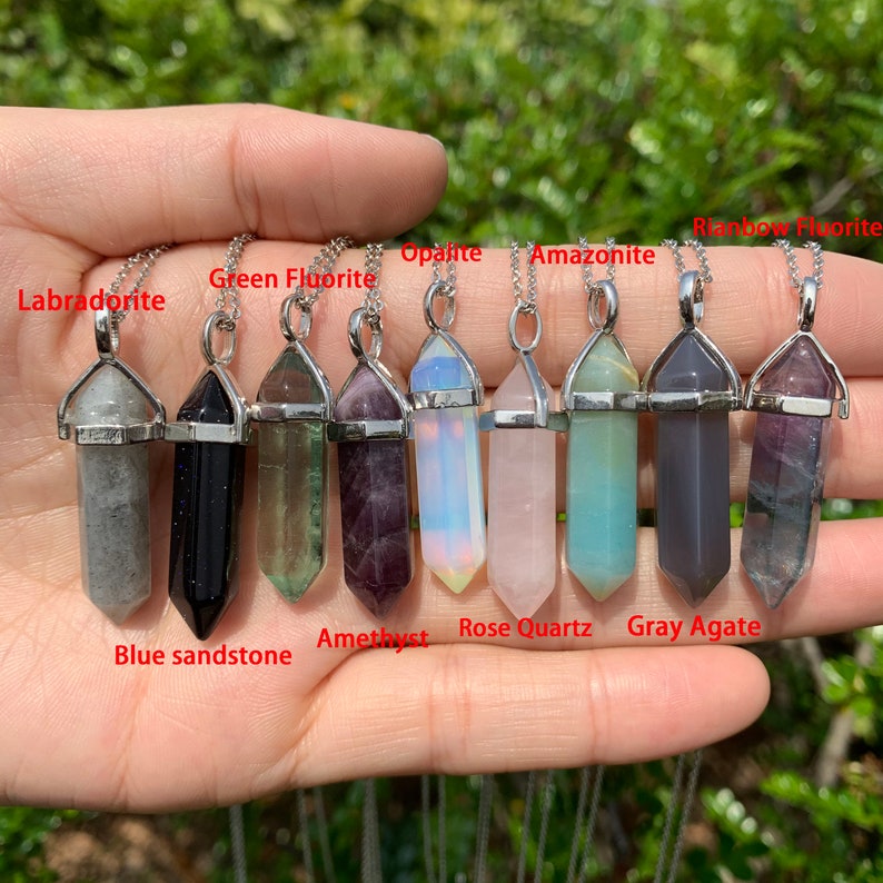 Crystal Point Pendant, Crystal Point Pendant, Silver Crystal Necklace, Healing Crystal Necklace, Rainbow Fluorite, Amethyst, Labradorite. Bild 2