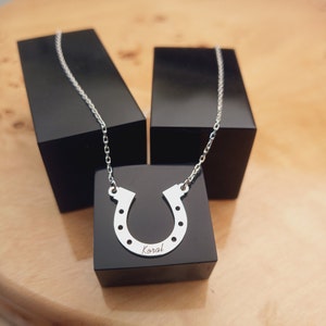 Horseshoe Necklace, Personalized Name Necklace, Engraved with Your Name or Horse Name, Lucky Horseshoe Pendant Necklace, Horseshoe Necklace