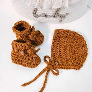 Handmade Baby Booties Socks Crochet Unisex Newborn Shoes Yarn Gift Giftidea Babyshower image 10