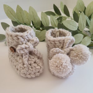 Handmade Baby Booties Socks Crochet Unisex Newborn Shoes Yarn Gift Giftidea Babyshower image 3