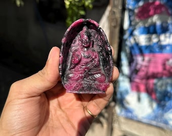Buddha di rubino naturale da 996 ct, Buddha di cristallo, Buddha di pietre preziose, cristalli curativi, decorazioni di cristallo, Buddha in meditazione, Buddha di rubino, intaglio di rubino