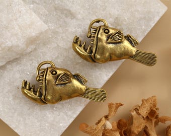 Anglerfish solid brass drawer knob, Fish brass animal cabinet knob,decorative furniture improvement knobs,Custom Engraved wardrobe knobs