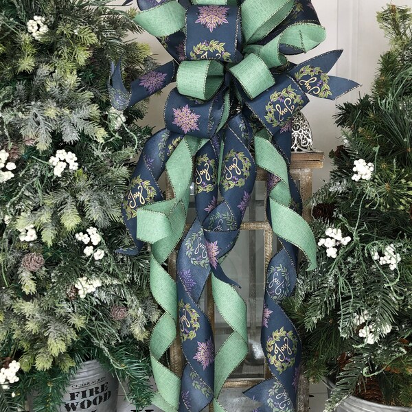Christmas tree topper, Christmas ornament, holiday decor, wreaths, Christmas decor, ribbon and bows, holiday bow