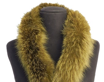 Exclusive Collar in Real Raccoon fur. Tubular Scarf in Genuine Fur with satin ribbon.