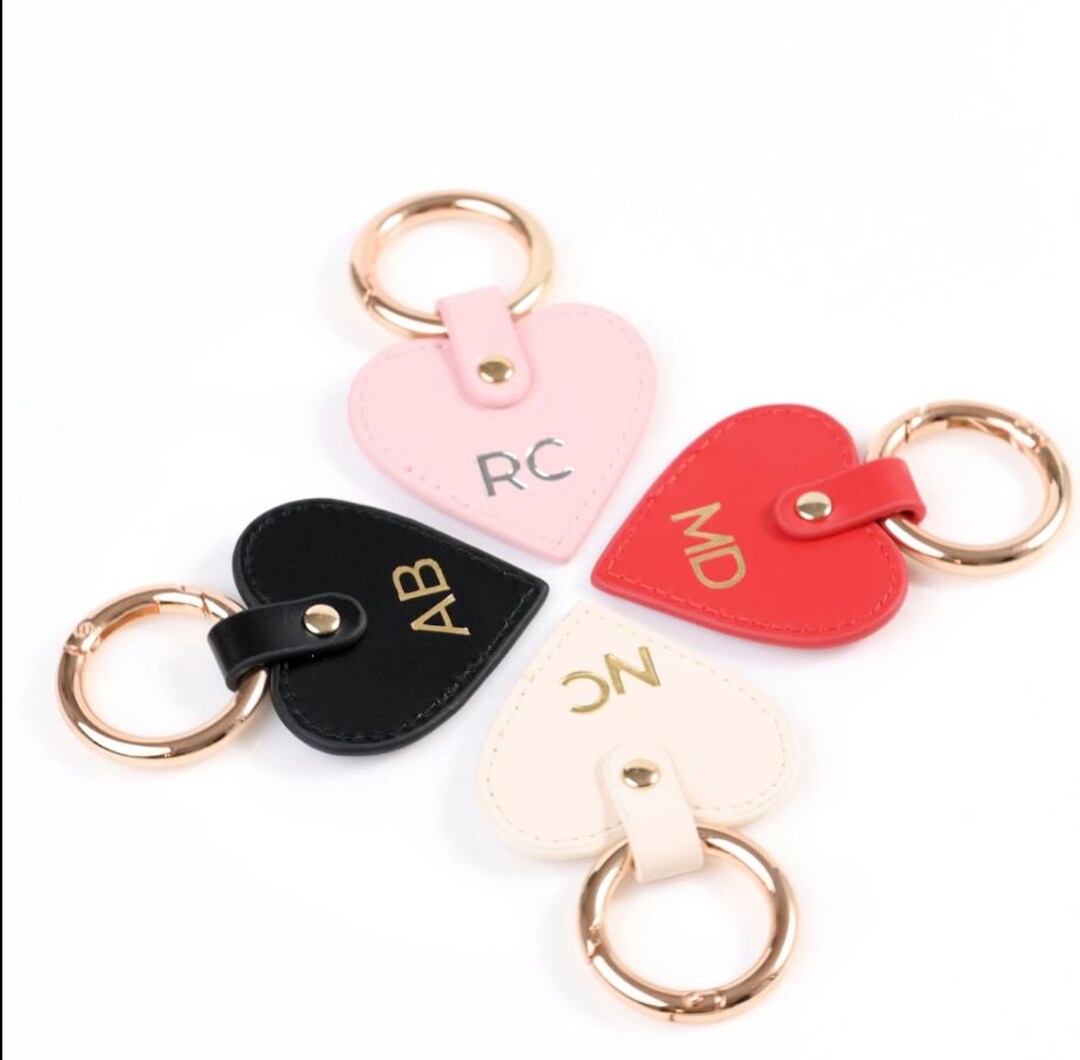 Personalized Keychain Heart Genuine Leather Custom Name Embossing, Sewn Edges, Smart Ring