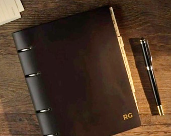 Roxi Agenda Echtleder, Namensprägung A5, Schwarz, nachfüllbar, 200 Seiten, 80g Premium Ivory Papier, 50 vorgegebene Register, Planer, Kalender