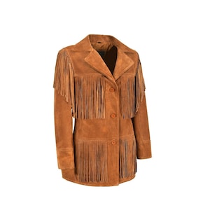 Könnte beinhalten: Eine braune Wildlederjacke mit Fransen. Die Jacke hat einen Knopfverschluss und lange Ärmel.