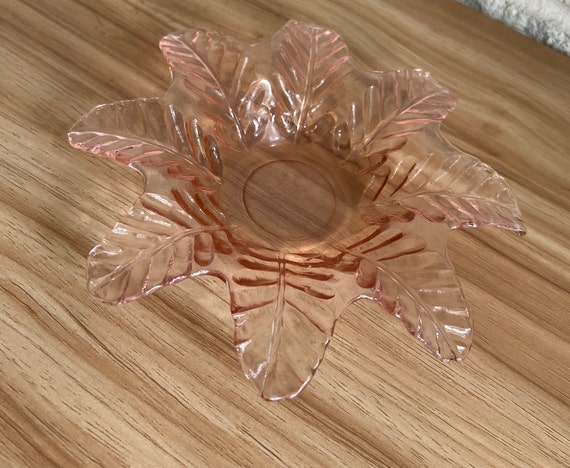 Small vintage light pink snowflake dish, Catch all dish, candy dish