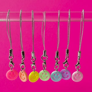 Happy Face Phone Charm, Kawaii Smiley Charm, Phone Case Accessories, Mini Cell Lanyard, Backpack Zipper Pull, Keychain Charms, Y2K, 90’s