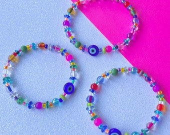 Lucky Evil Eye Beaded Bracelet, Protection from Evil, Colorful Mal de ojo Jewelry, Good Energy Amulet, Rainbow Multicolor Boho