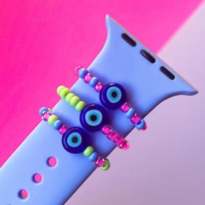 Zawieszka do zegarka Evil Eye Halo, akcesoria do zegarka Apple Watch, ochrona przed złem, uroczy elastyczny pierścionek z koralikami, prezent dla mamy, amulety na szczęście