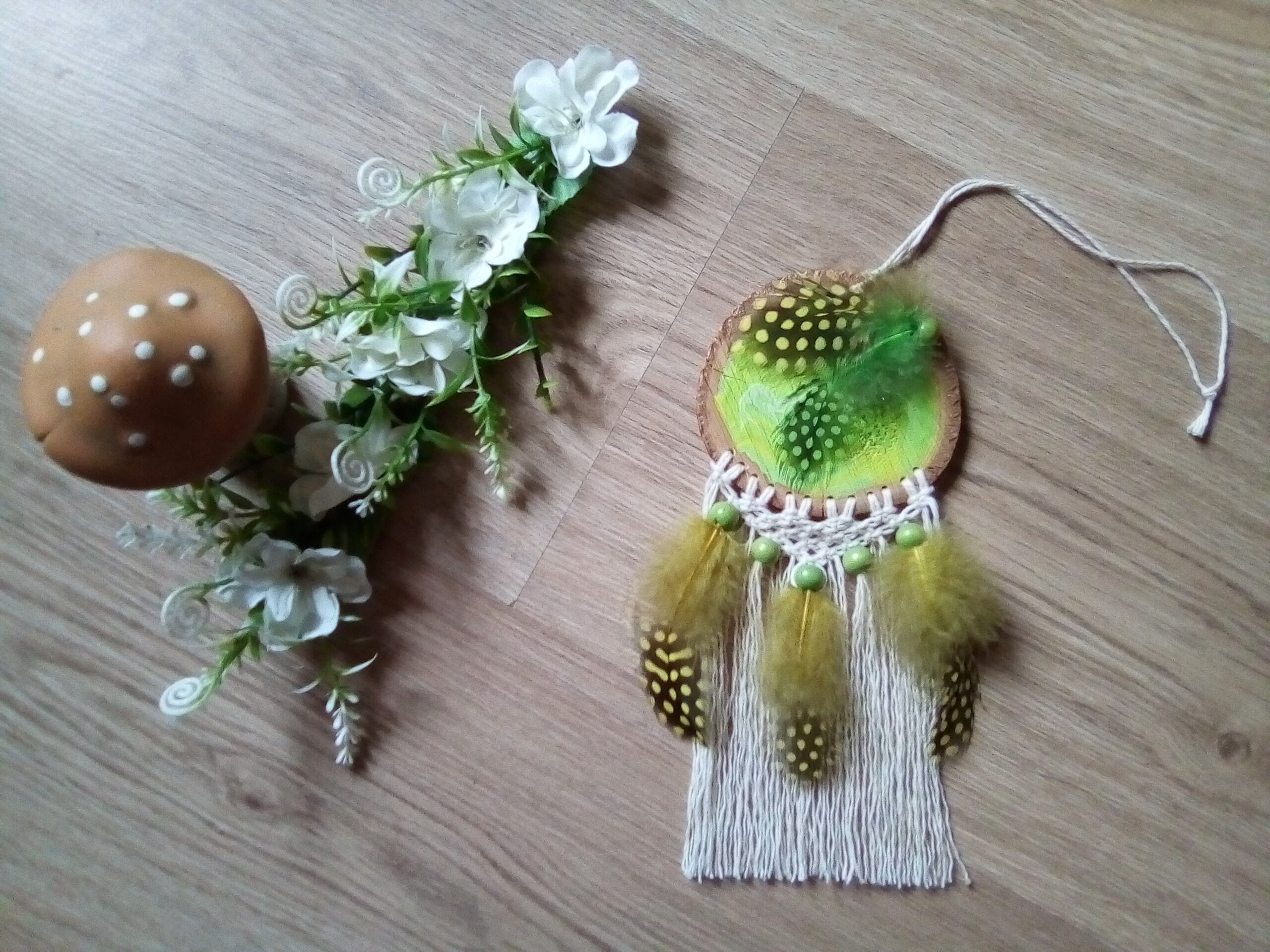 Attrape-Rêves Vert et Jaune en Bois Macramé avec Perles Plumes Pour Décoration