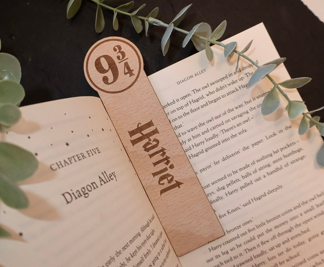Harry Potter Bookmark Personalised Wooden Name Gift Reading Keepsake