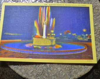 Electric Fountain, Beverly Hills, California. Linen Finish Post Card. Circa 1940s.