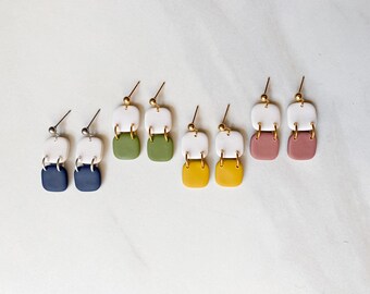 Pendientes cuadrados simples de arcilla, delicados pendientes colgantes minimalistas de color azul marino, malva, mostaza y oliva, sin níquel