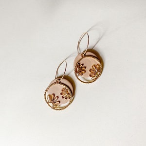 Gold daisy earrings, dainty, elegant, 25mm gold hoop, handmade polymer clay dangles image 1