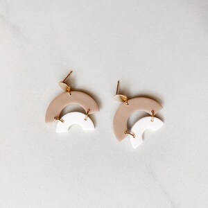 Double arch clay earrings tan and white dangles, double rainbow earring, neutral minimalist jewelry image 2