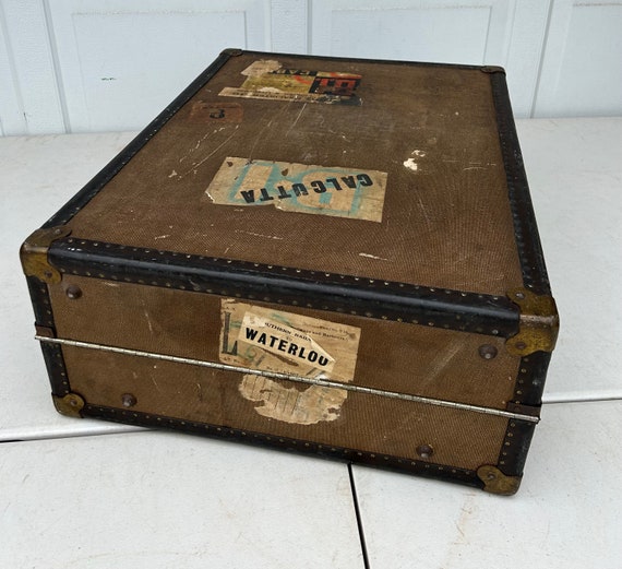 Lovely Vintage Shoe / Boot Steamer Trunk by Victo… - image 9