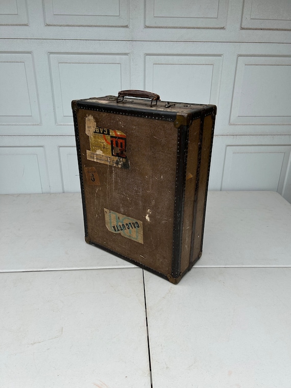 Lovely Vintage Shoe / Boot Steamer Trunk by Victo… - image 1