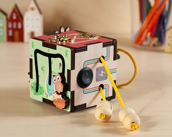 Wooden Busy Cube, Montessori Busy Cube for Toddlers, Wooden Travel Activity Toy, Sensory Motor Skills Box, Educational Gift for 3 Years