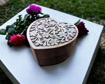 Mango Wood Engraved Cremation Urn - Medium