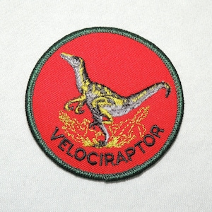 Parche termoadhesivo de dinosaurio &quot;Velocriaptor&quot; bordado vintage / Nos
