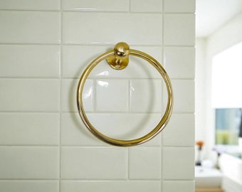 Anillo para toallas de latón sin lacar: Accesorios de baño de latón macizo