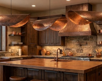 Lámpara colgante de cobre martillado con forma de ola: Lámpara de isla de cocina rústica orgánica, lámpara de techo marroquí artesanal con forma de cúpula.