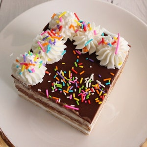 Granelli di granella vegani vibranti da 4 once, guarnizioni commestibili per cupcake, coriandoli kosher senza glutine e senza latticini per la cottura al forno