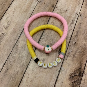 Teach apple bracelet /Teacher bracelets/teacher gifts/ pencil bracelet/heishi bracelets/ name bracelet