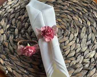 Flowered napkin rings