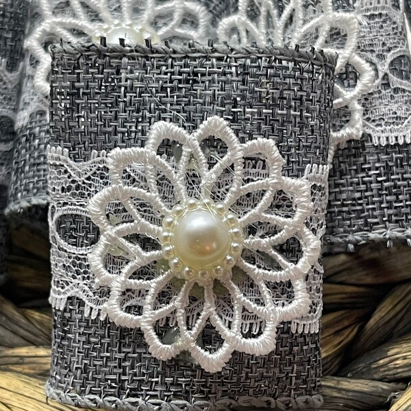 Flowered Burlap napkin rings  burlap napkin serviette with flower