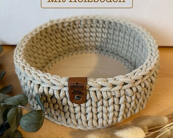 Modern bread basket with wooden base | Bread basket | Kitchen helper | Crochet basket | Gift idea | Storage basket | Utensilo | Basket baskets dining table