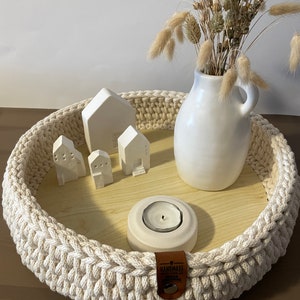 Tray with wooden base | Crocheted decorative tray | Wooden tray | Gift | Gift idea