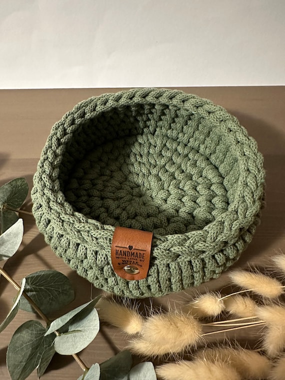 Round Key Basket Crochet Basket Flat Basket Gift Idea Utensilo Basket  Hallway Hallway Order Helper Basket 