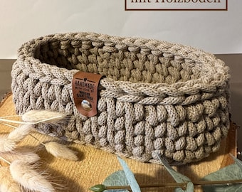 Oval crochet basket with wooden base | Key basket | Pen basket | Gift idea | Utensilo | basket | hallway | Hall | Order helper | basket