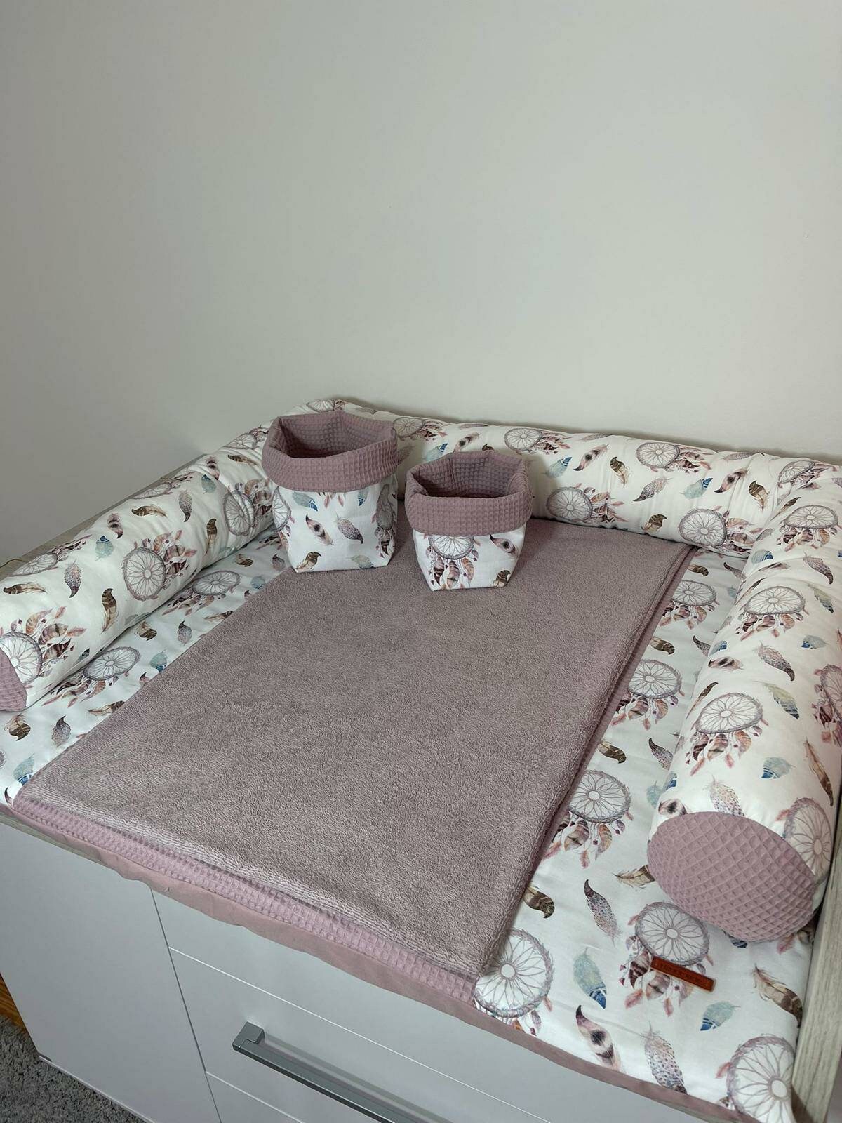 changing table mattress size