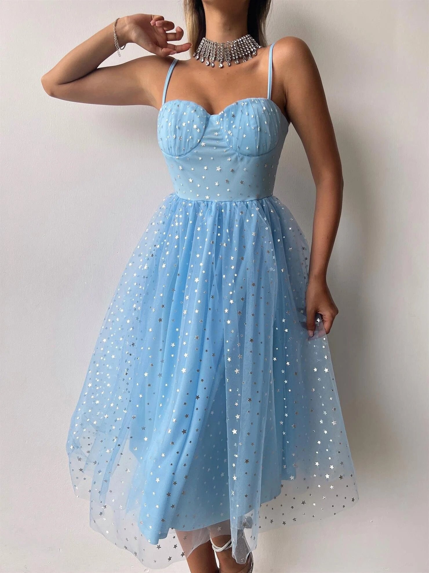 Knee length puffy dresses top