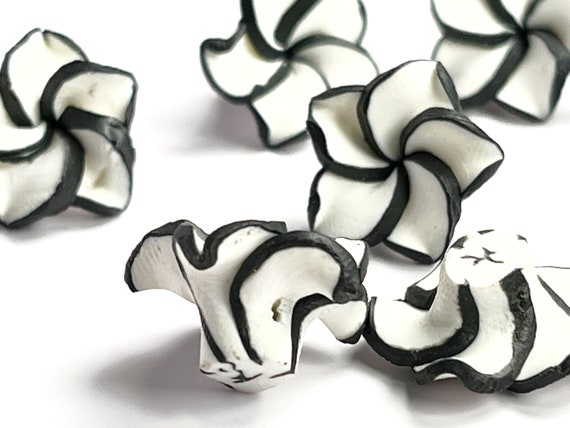 Black and White Polymer Clay Flower Beads, 15mm Clay Beads 