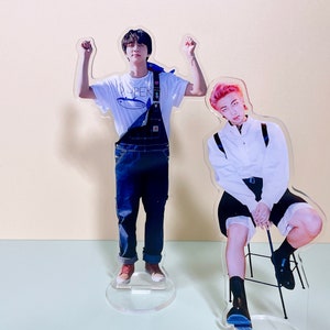 Koop er 3, krijg er 1 GRATIS| Namjin Standee | Jin Supertonijn| RM BTS acryl standee | 20 cm hoge resolutie | Toestemming om te dansen, boter