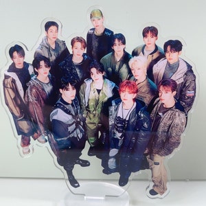 Compre 3 y obtenga 1 GRATIS / SEVENTEEN grupo Standee / S Coups Jeonghan Joshua Jun Hoshi Wonwoo Woozi DK Mingyu The8 Seungkwan Vernon Dino / cartón