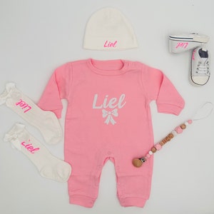 personalized baby girl coming home outfit, custom newborn outfit, custom baby gift, baby shower gift, baby gift set, baby girl clothes.